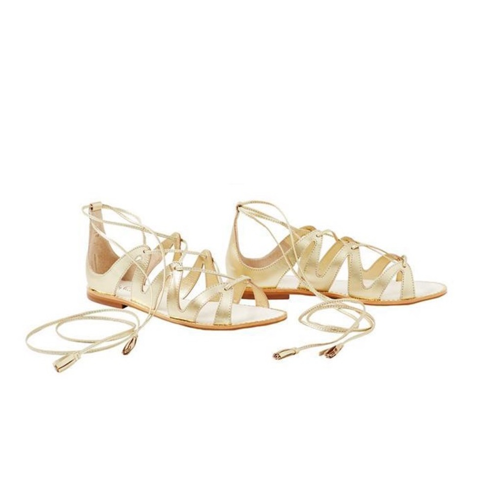 NWOT Lilly Pulitzer Fit to be Tied Gold Sandal - 7